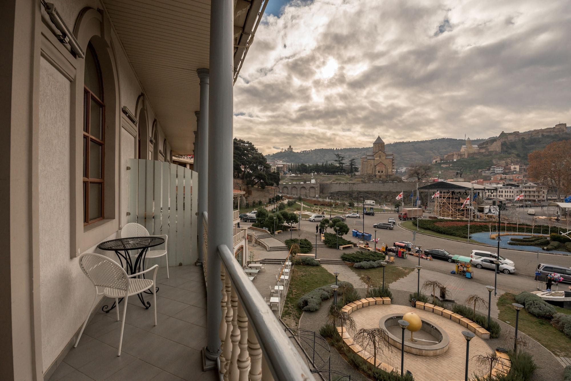 Hotel Rikhe Monika Tbilisi Esterno foto