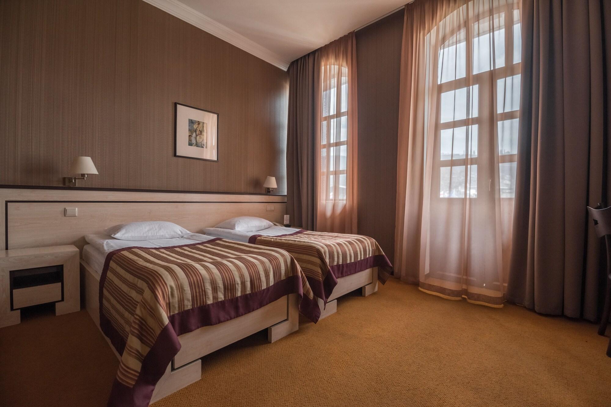 Hotel Rikhe Monika Tbilisi Esterno foto