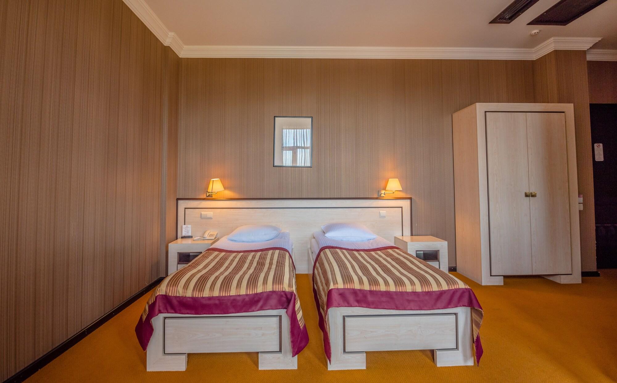 Hotel Rikhe Monika Tbilisi Esterno foto