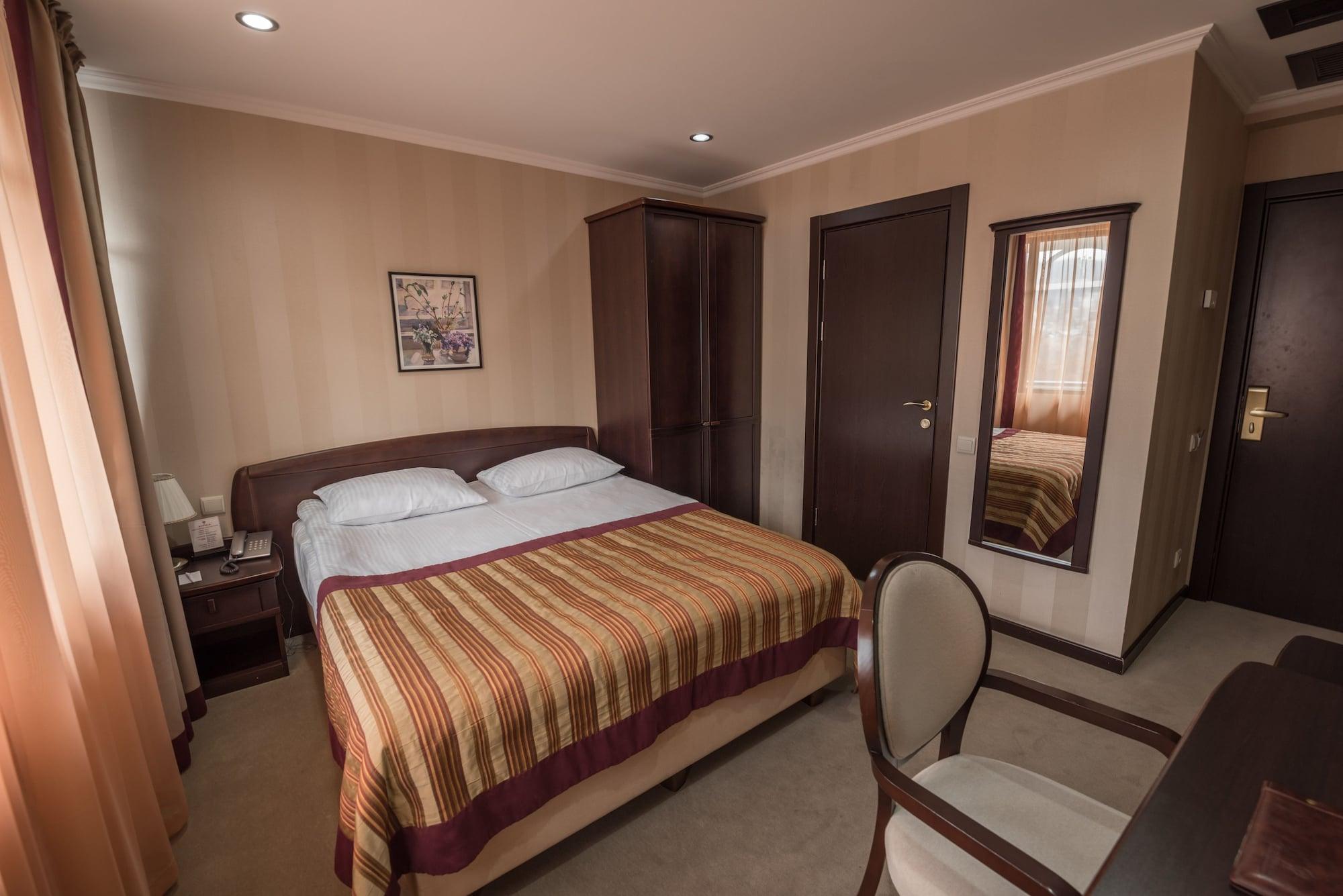 Hotel Rikhe Monika Tbilisi Esterno foto
