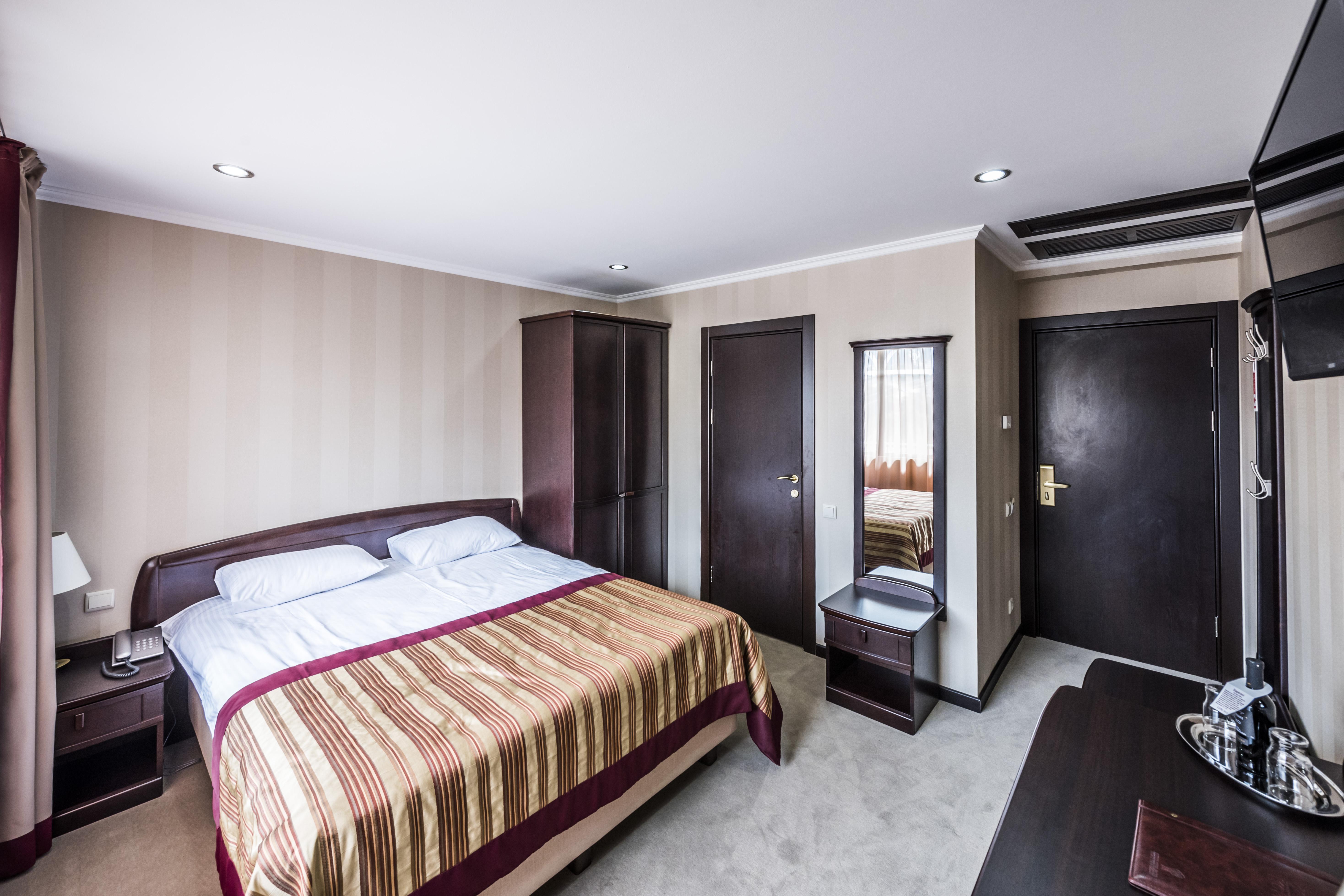 Hotel Rikhe Monika Tbilisi Esterno foto