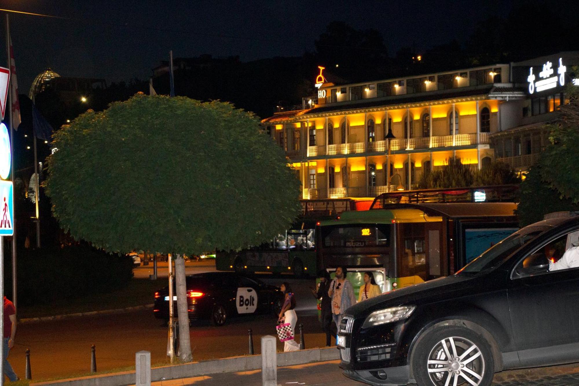 Hotel Rikhe Monika Tbilisi Esterno foto