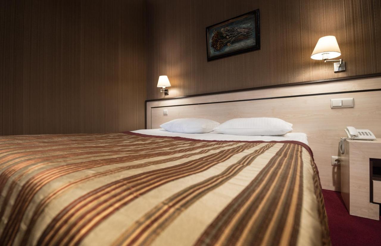 Hotel Rikhe Monika Tbilisi Esterno foto