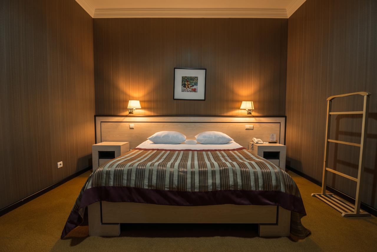 Hotel Rikhe Monika Tbilisi Esterno foto